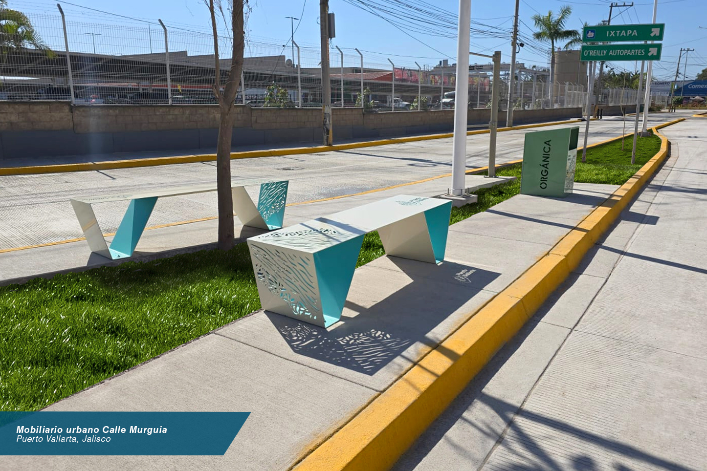 Mobiliario urbano Calle murguia Puerto Vallarta