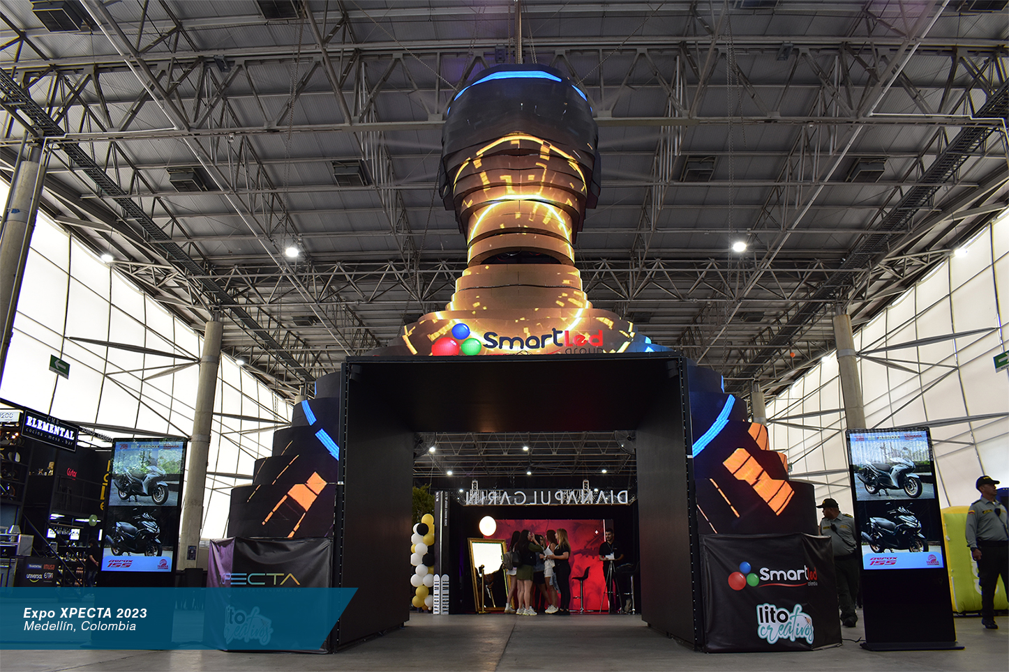 Presentación en expo entretenimiento Xpecta 2023